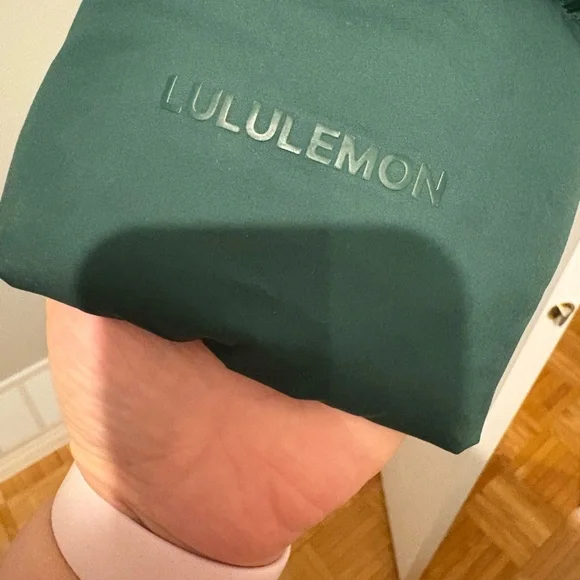 Lululemon Wunder Puff Jacket - Picture 3 of 5